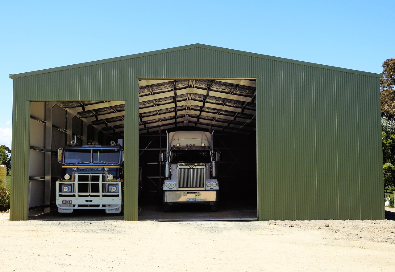 Margaret & Terry W, Swan Reach, VIC