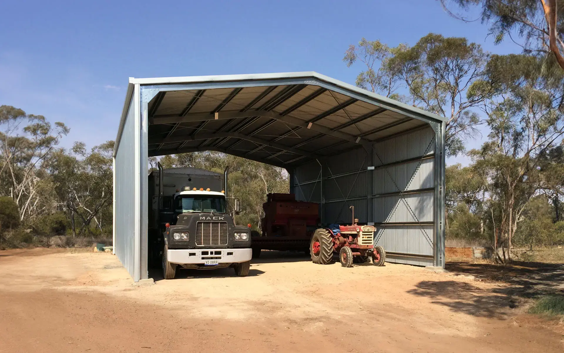 Farmers Choose Now Buildings